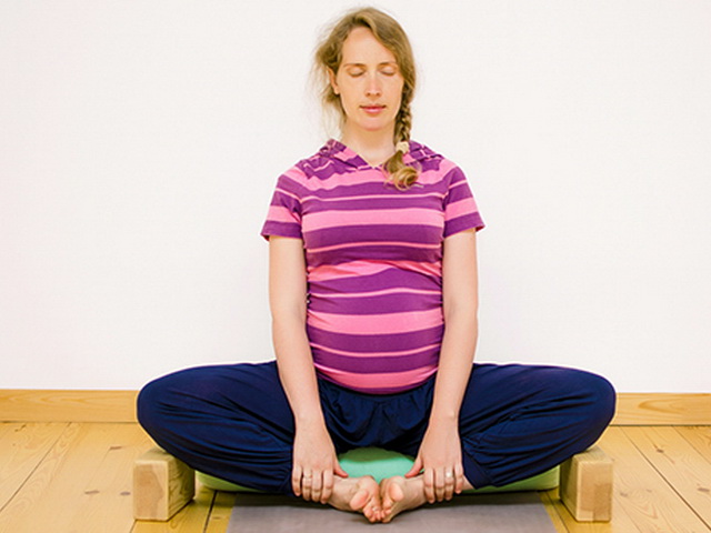 Упражнения если болит спина при беременности