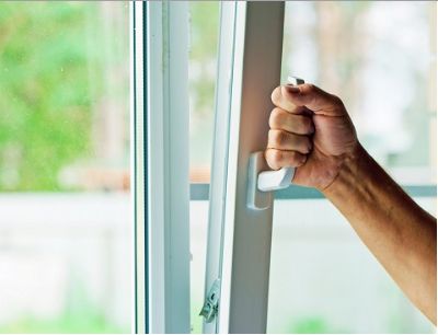 что делать если повысилось давление и болит голова