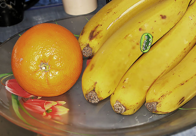 Бананы и апельсины содержат достаточное количество витаминов группы B Витамины группы В содержатся в апельсинах и бананах